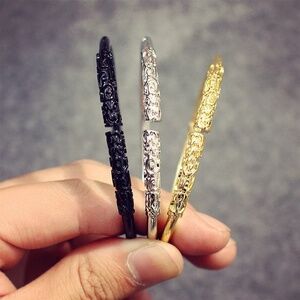 Bohemian Crest Bangle